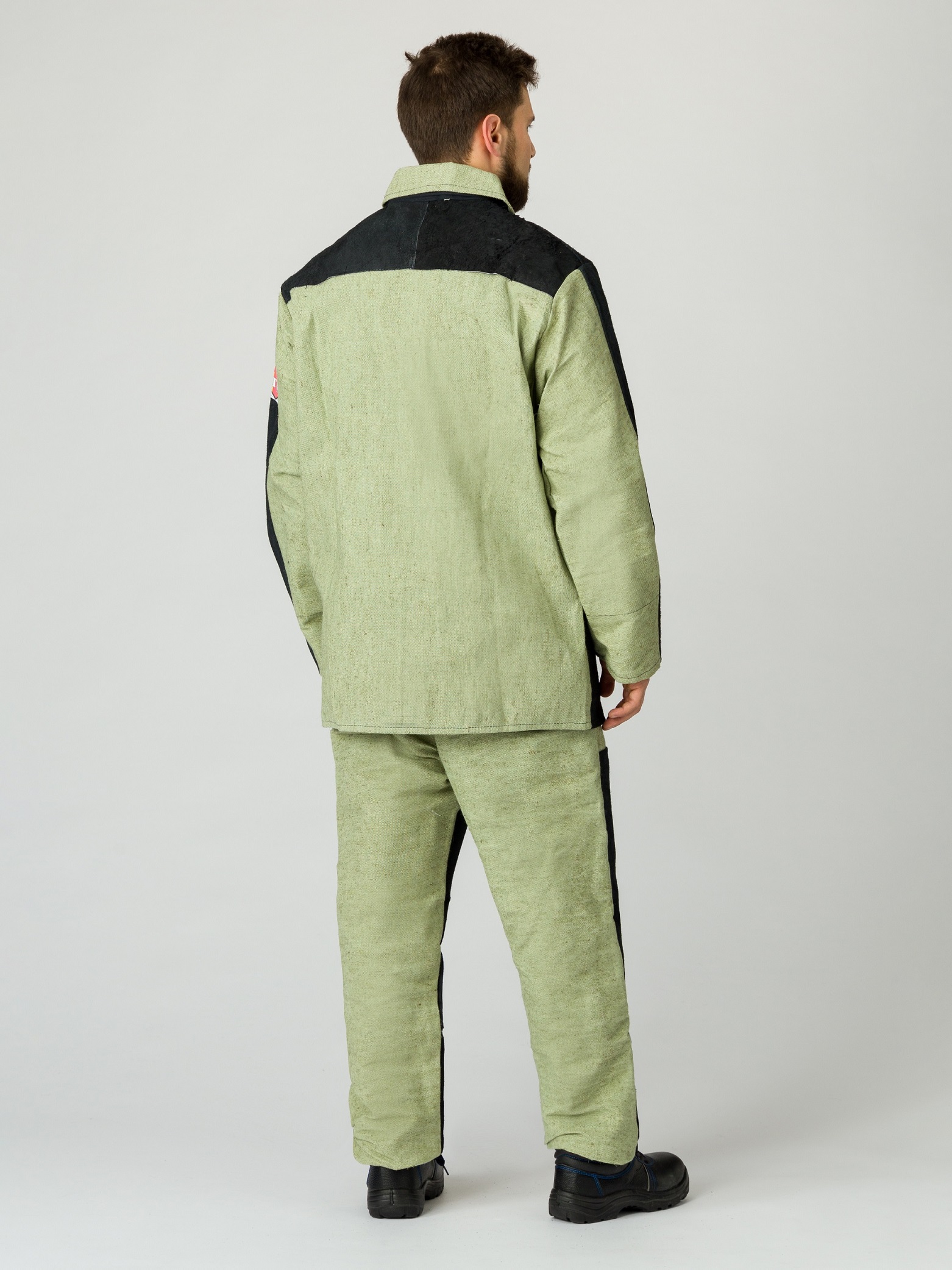 Костюм сварщика зимний комбинированный 2 кл.защиты (тк.Брезент,550/Спилок S=2,3), черный/бежевый